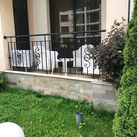 Vacation At Sunny Апартаменты *