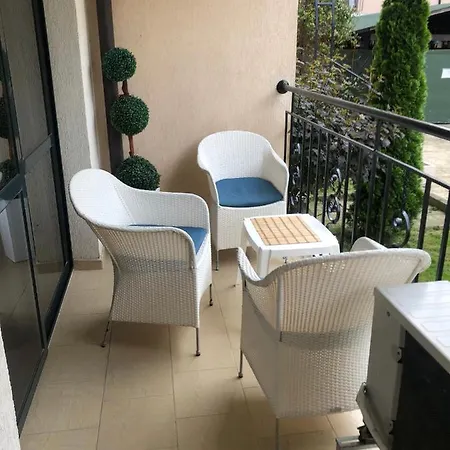 Апартамент Vacation At Sunny Слънчев бряг